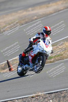 media/Feb-05-2023-Classic Track Day (Sun) [[c35aca4a42]]/Group 3/session 4 turn 4/